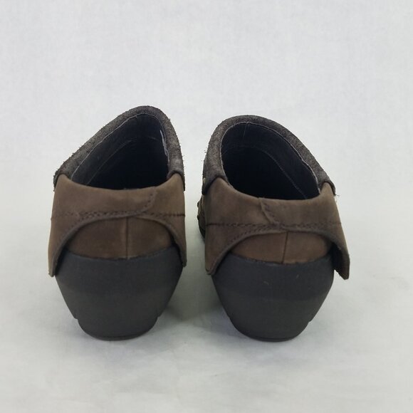 Merrell Luxe Wrap Mule Women's 6 Brown Suede Leather Clog Metal Rivets Cone Heel - Picture 7 of 16